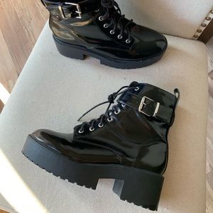 Platform black combat boots
